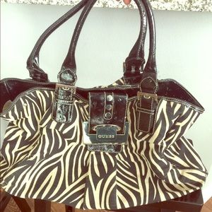 Guess tote/handbag💕